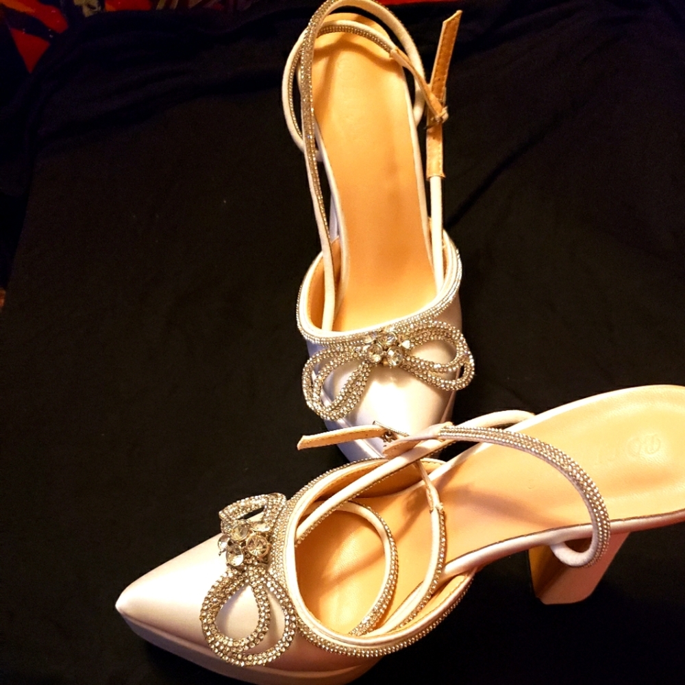White wedding heels satin size 6